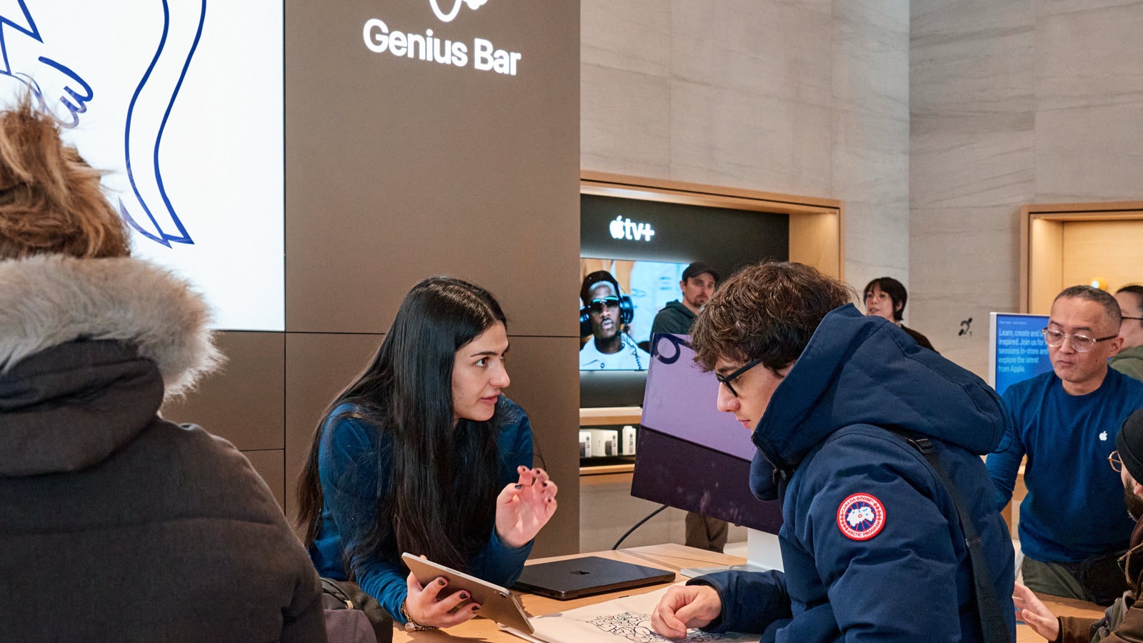 Vuelve el Genius Bar: Apple acelera la reforma de sus tiendas